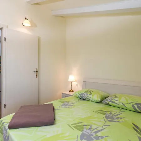 Prázdninový dům 3 Bedroom Cozy In