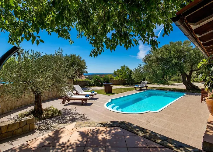 3 Bedroom Cozy In Palit